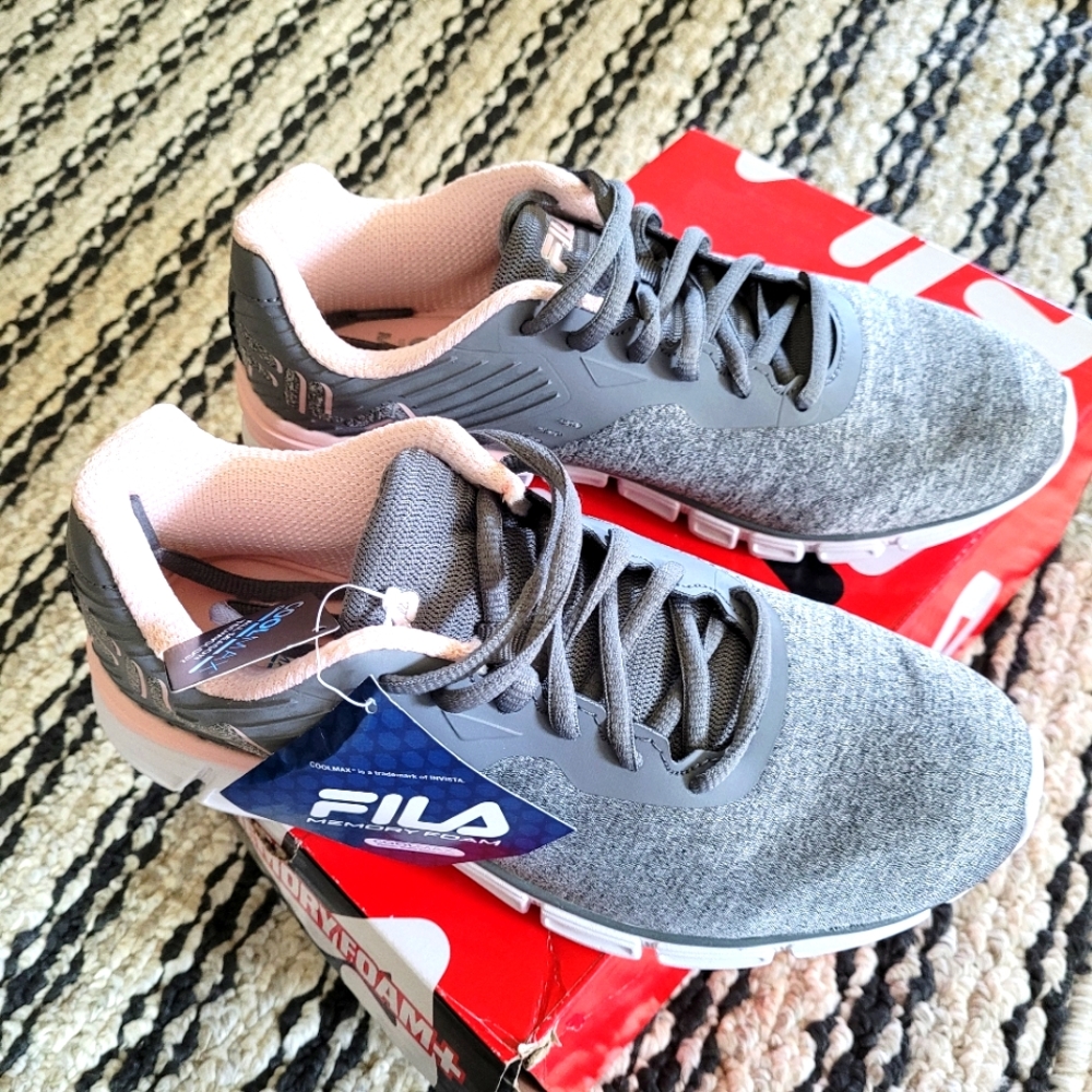 NIB Fila memory primeforcer size 7.5